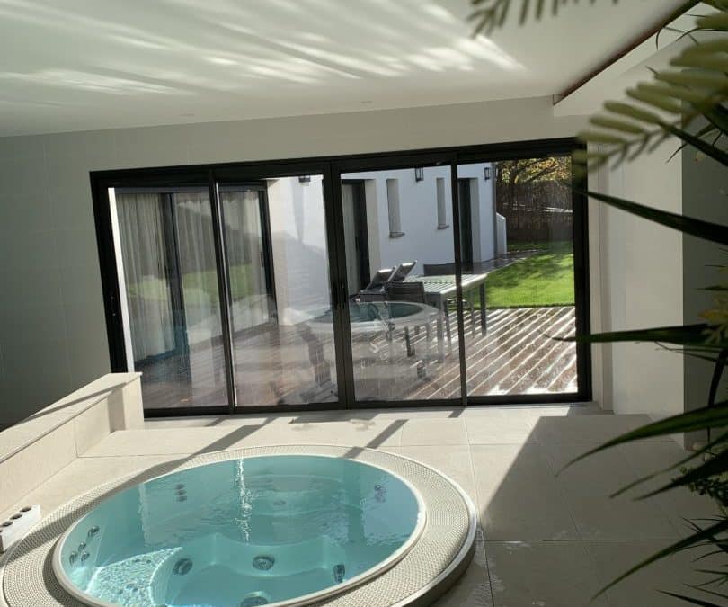 Cocooning à Sainte Marine Bretagne piscine et spa avec hammam sauna